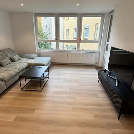 Moderne 2-zi-we Mit Balkon In Lage In * Coburg