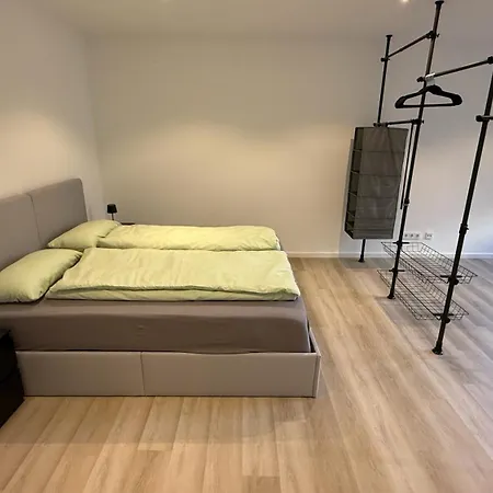 Apartment Moderne 2-zi-we Mit Balkon In Lage In Coburg