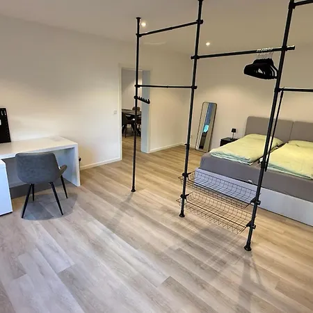 Apartment Moderne 2-zi-we Mit Balkon In Lage In Coburg