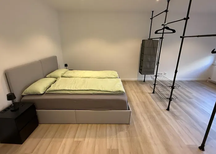 Apartment Moderne 2-zi-we Mit Balkon In Lage In Coburg