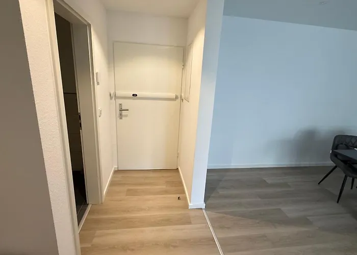 Apartment Moderne 2-zi-we Mit Balkon In Lage In Coburg